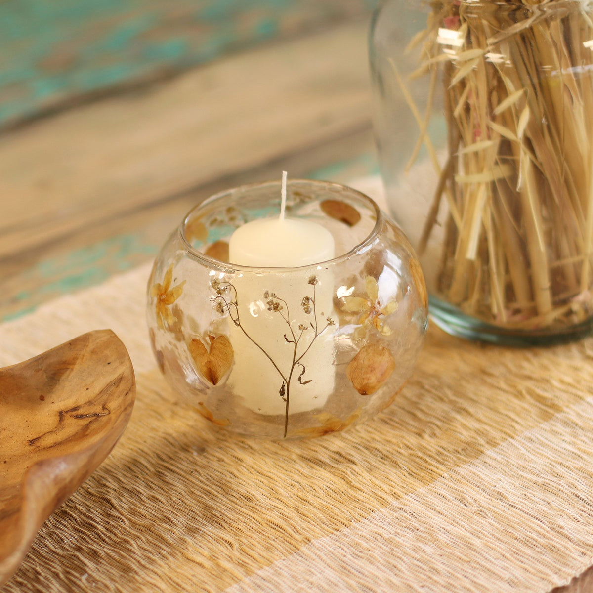 Natural Floral Recycled Glass Candle Holder, Rosa (12x13cm), showing the distinctive design – floral glass candle holder product image 2