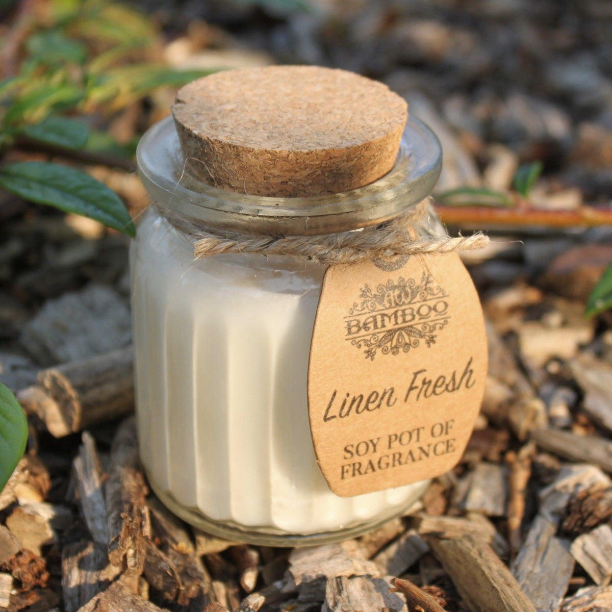 Linen Fresh Scented Soy Wax Pot Candle, showing the distinctive design – scented soy candle product image 1