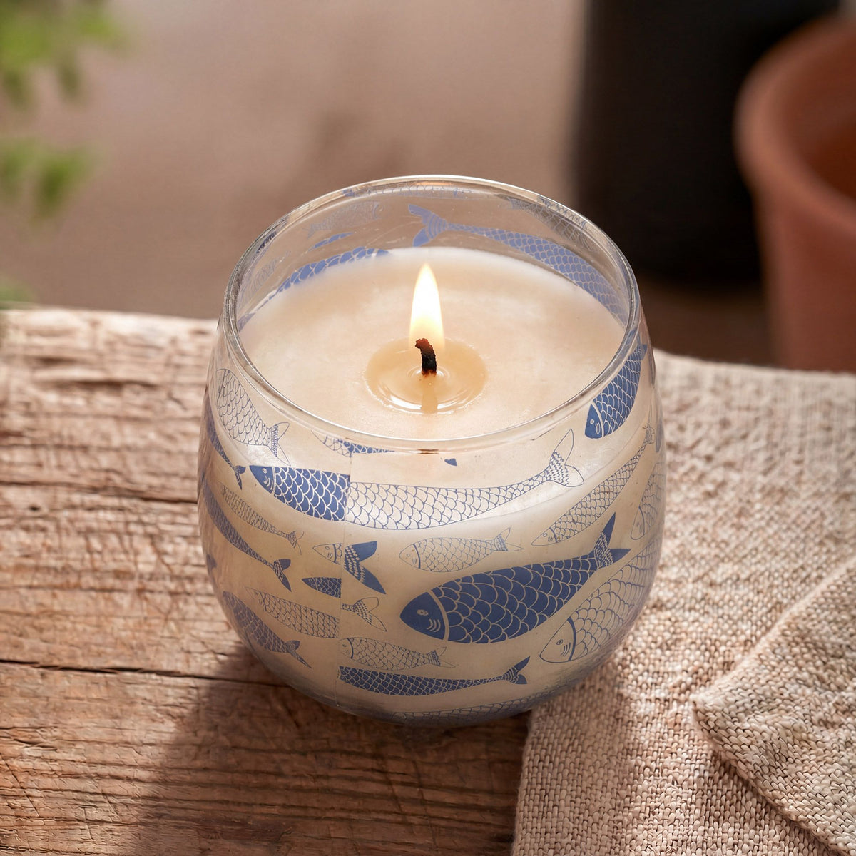 Medium Decorative Glass Jar Candle – Seabreeze product image 4, showing the distinctive design and materials