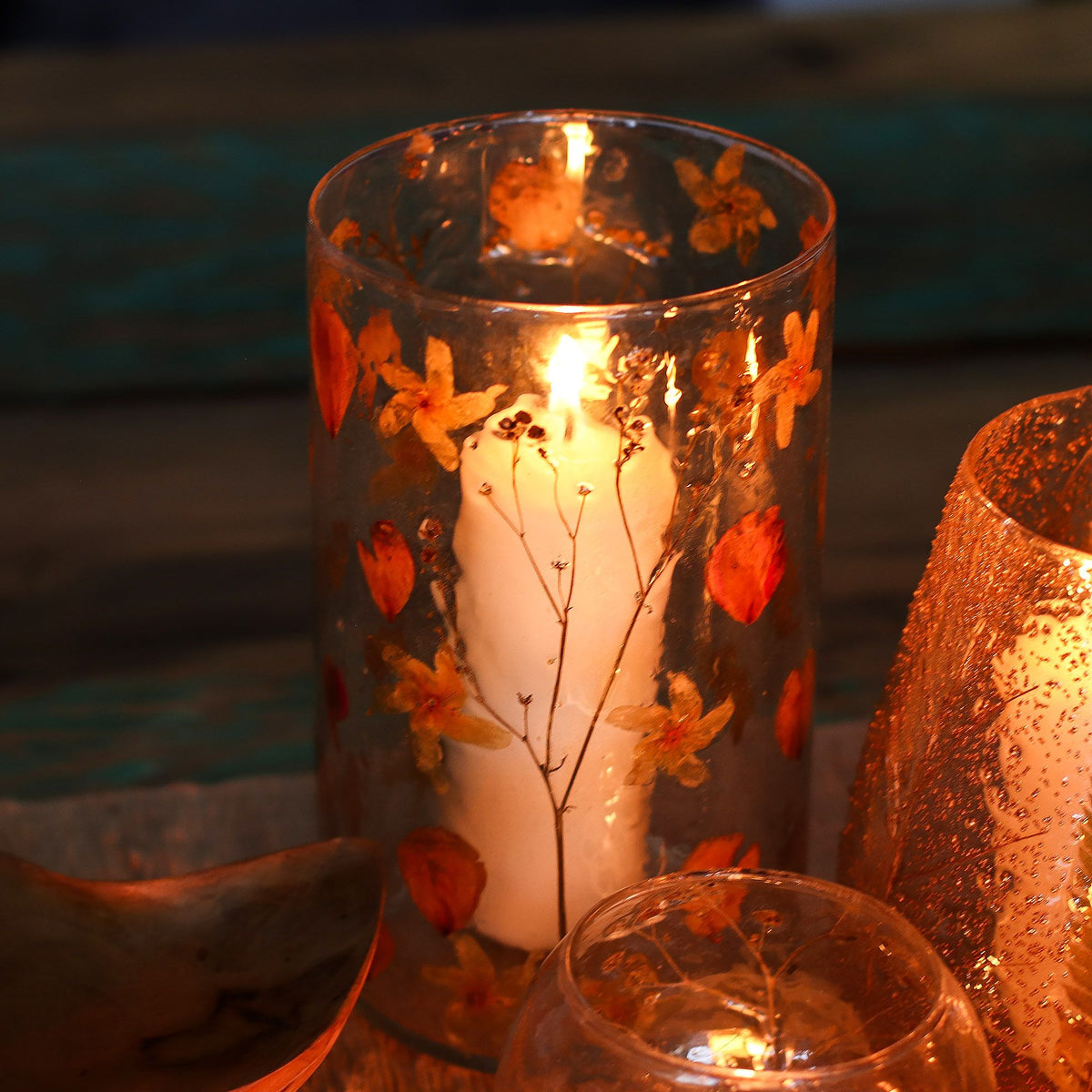 Natural Floral Recycled Glass Candle Holder, Rose (19x11cm), showing the distinctive design – floral glass candle holder product image 10