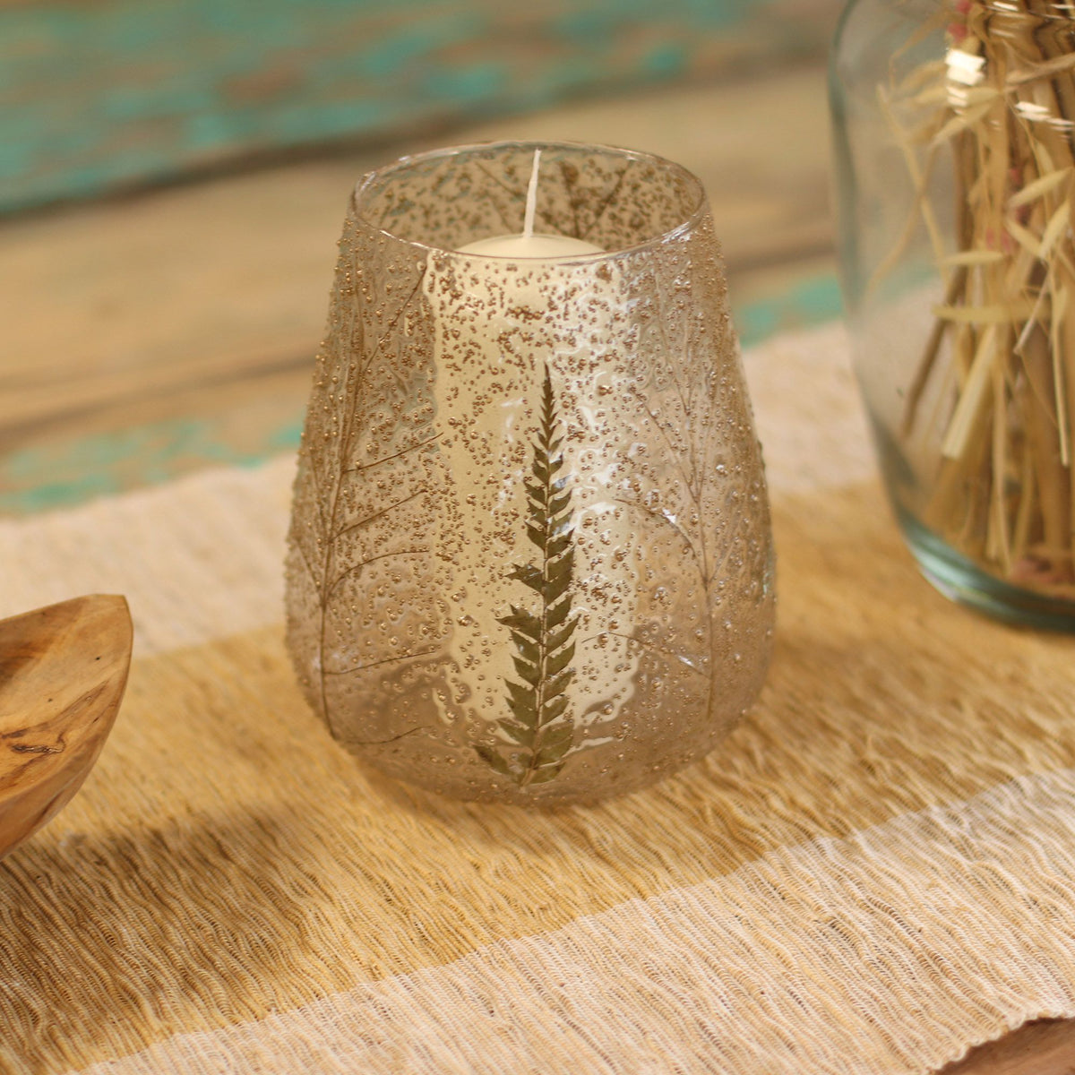 Natural Floral Recycled Glass Candle Holder, Pino (15x12cm), showing the distinctive design – floral glass candle holder product image 8