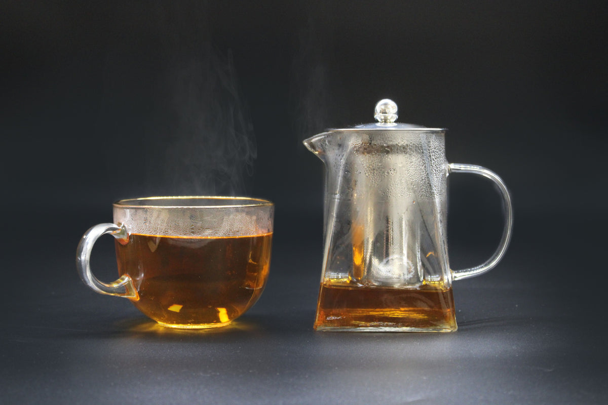 Glass Infuser Teapot, Tower Shape, 750ml, showing the distinctive design – glass infuser teapot product image 7