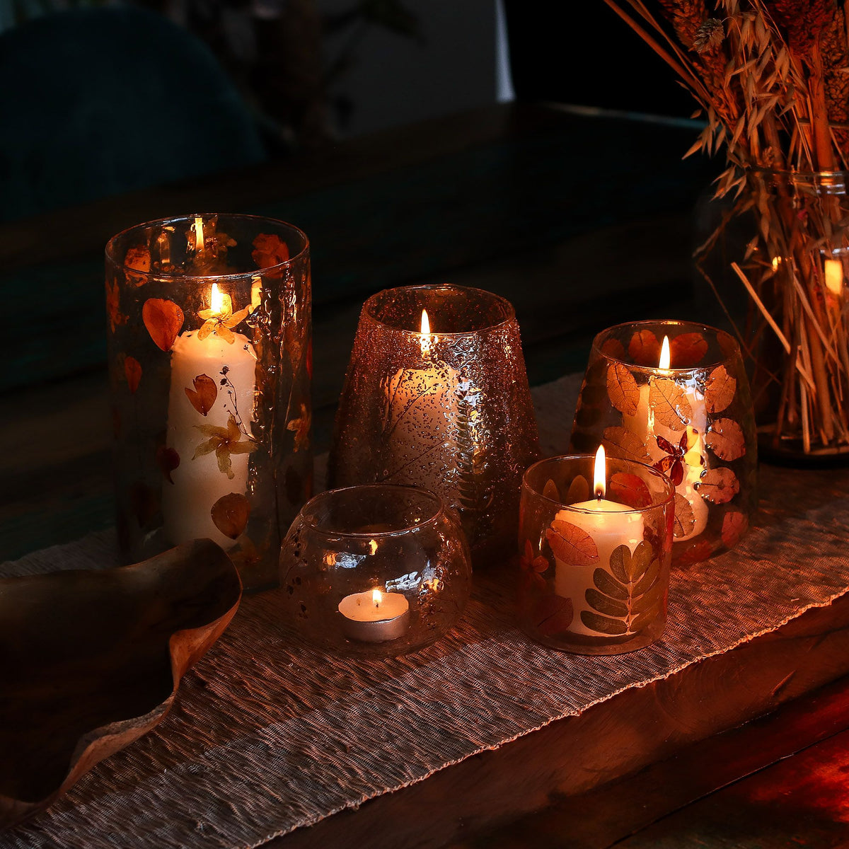 Natural Floral Recycled Glass Candle Holder, Margarita (8x10cm), showing the distinctive design – floral glass candle holder product image 2