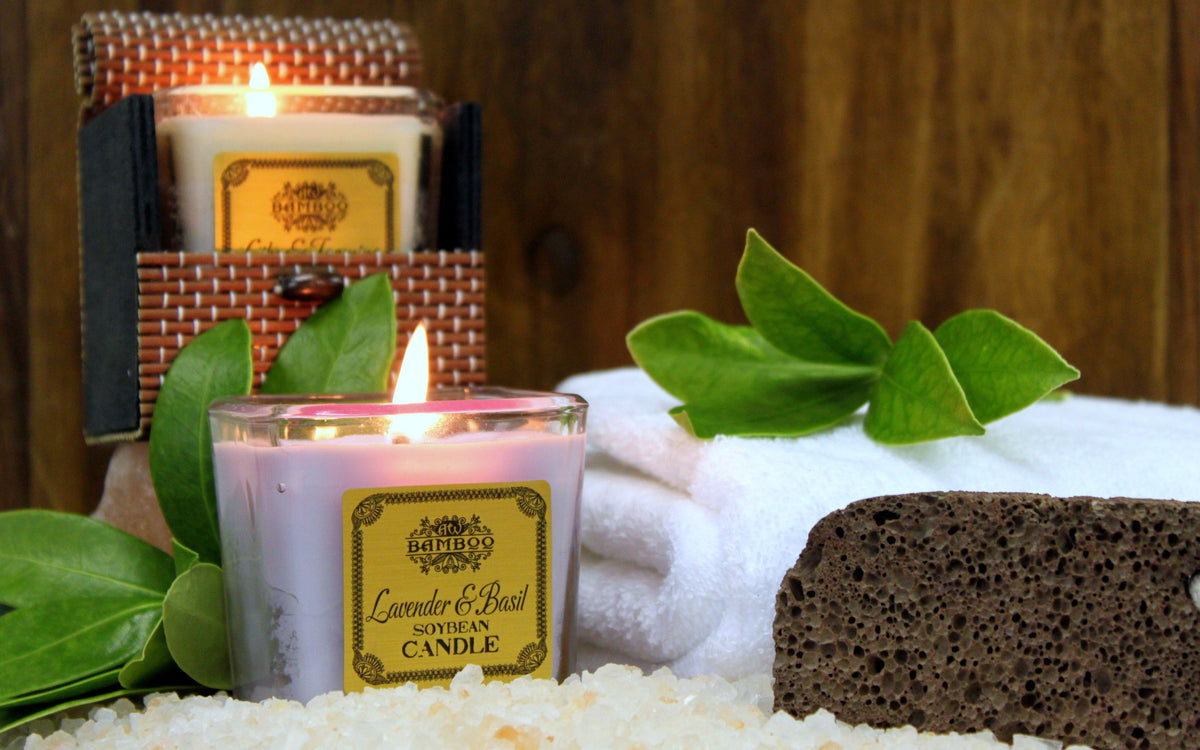Soy Wax Jar Candle, Lily and Jasmine, showing the distinctive design – soy wax candle product image 21